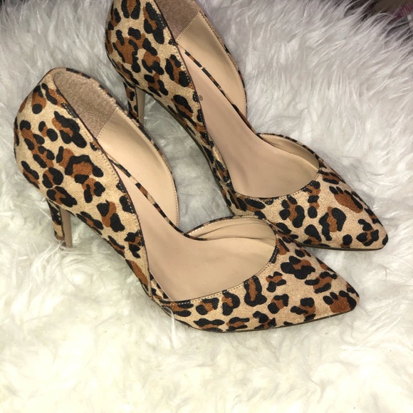Leopard Print heels - Picture 2 of 8